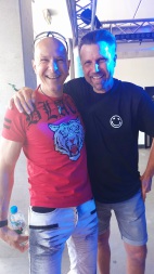 Musikproduzent, Komponist, Singer/Songwriter und Sound Designer Jörg Dewald (JD Wood)  mit DJ Tom Wax - 2/3 Microbots - beim World Club Dome 2023 Atlantis Editio